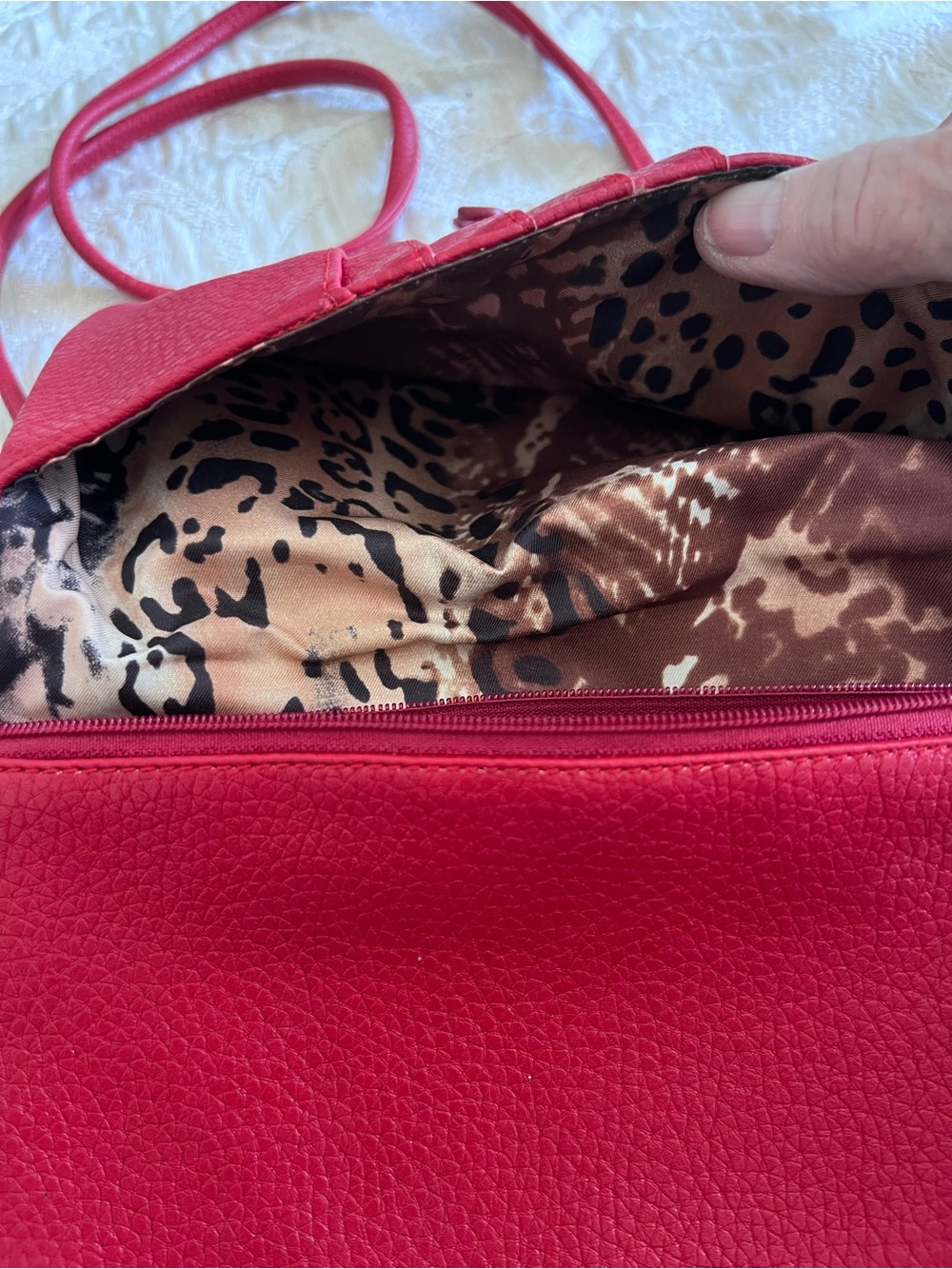 VTG Sharif Multicolor New York Collage Crossbody Bag with Red Trim - Picture 5 of 9